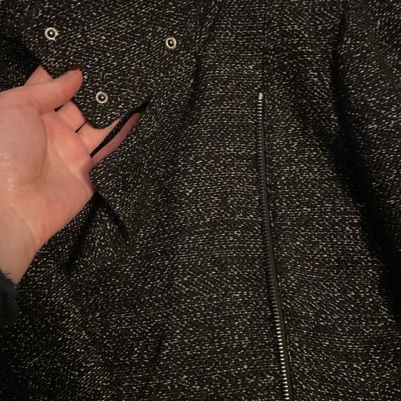 Chic LOFT Jacket - Picture 3 of 8